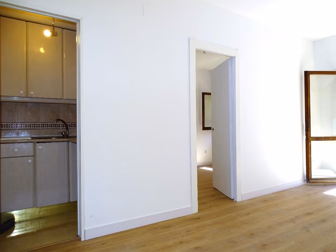 Piso en  Calle de Coslada 5 - Foto 6