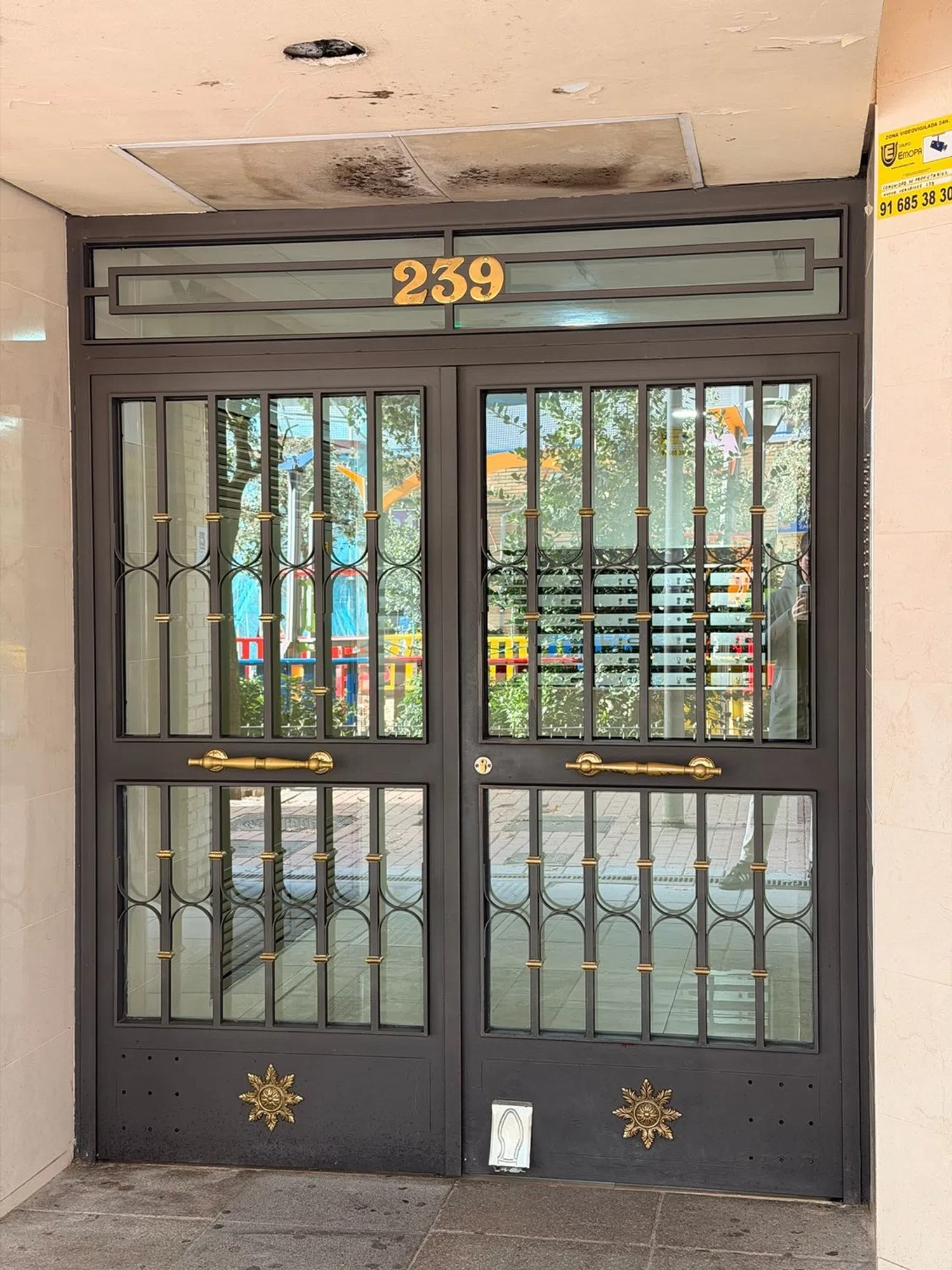 Piso en avenida de Nuevo Versalles, 239