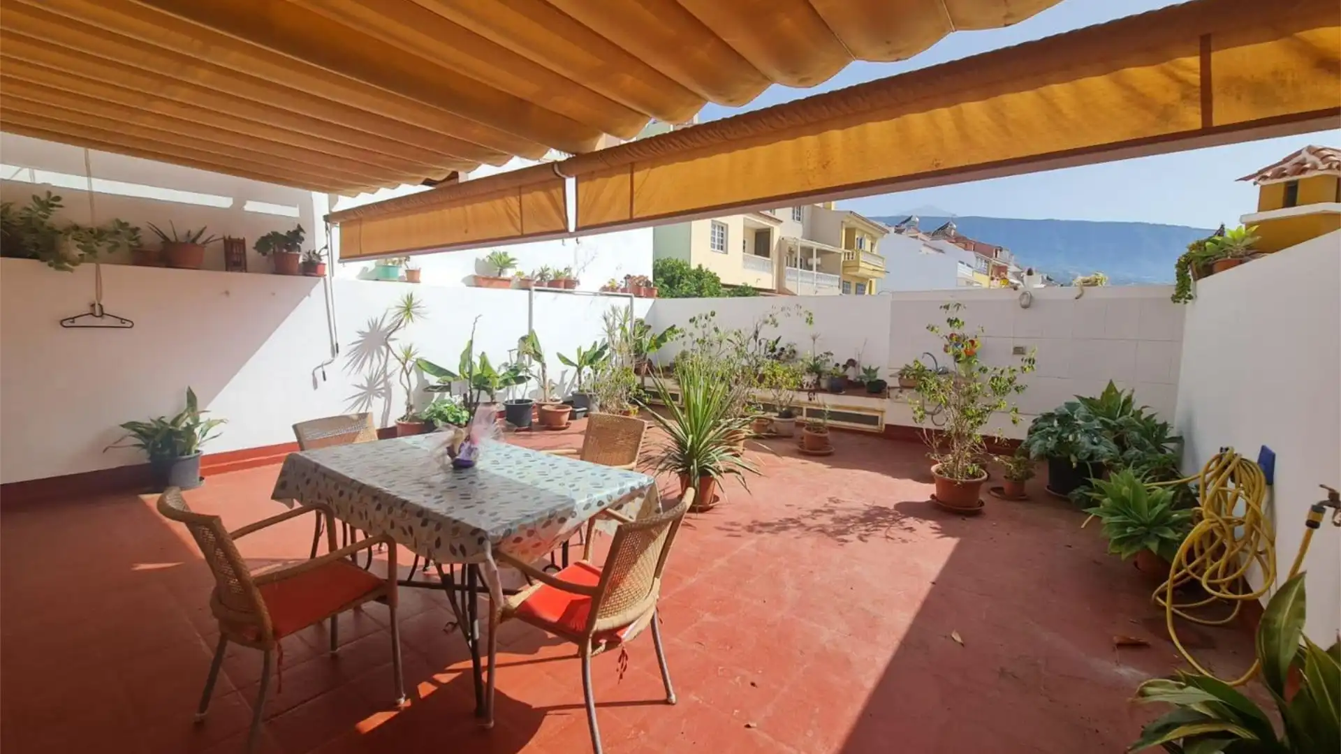 Casa adosada en  Calle Leonor Monteverde 11 - Foto 7