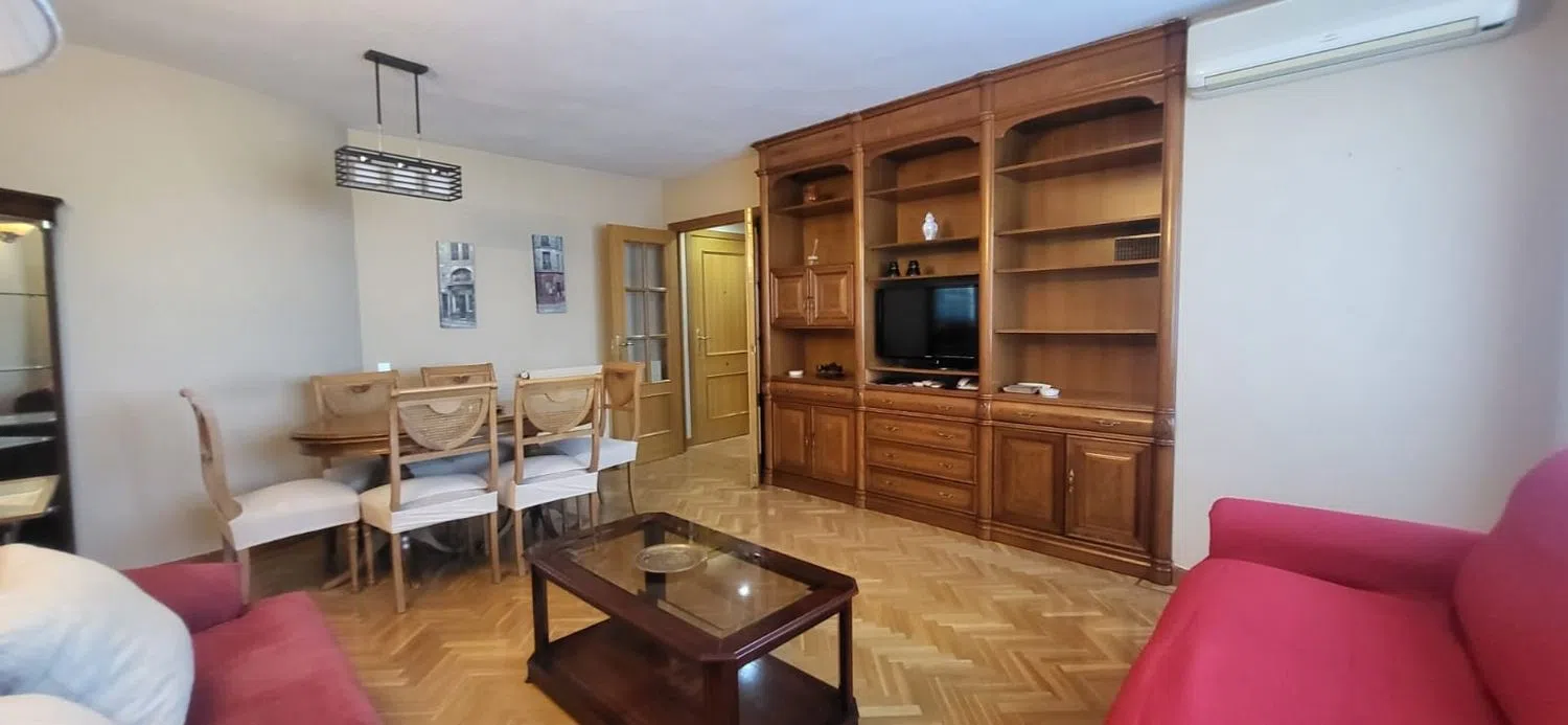 Piso en Barrio Conde Orgaz-Piovera - Foto 4