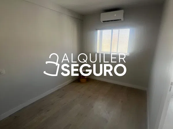 Piso en Calle de los Hermanos Machado, Ventas - Foto 3