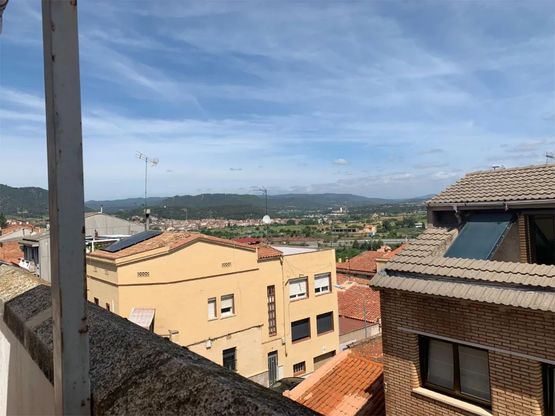 Casa adosada en  Carrer del Pirineu 1 - Foto 3