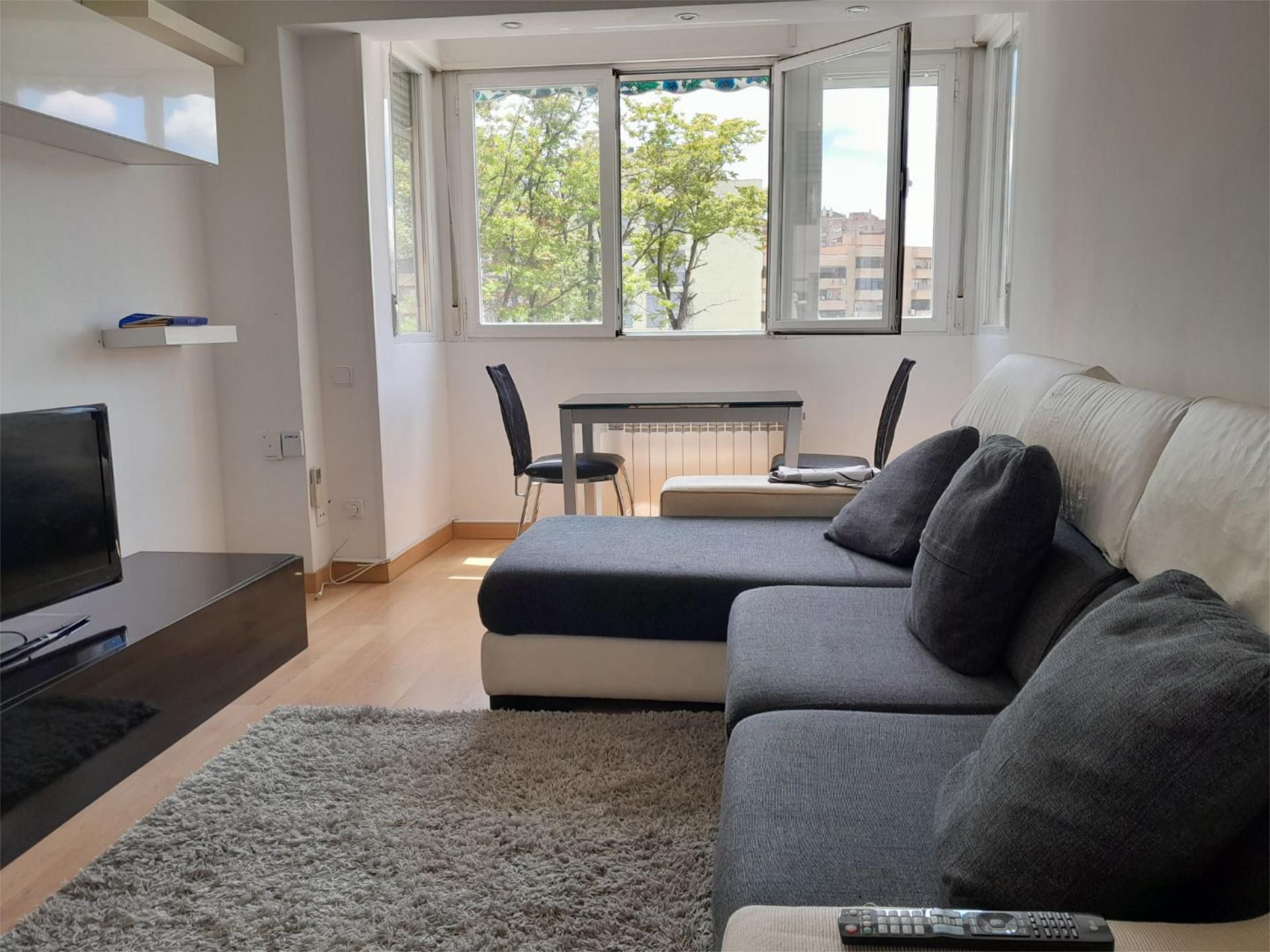 Piso en  Calle del Patio de Santiago 7