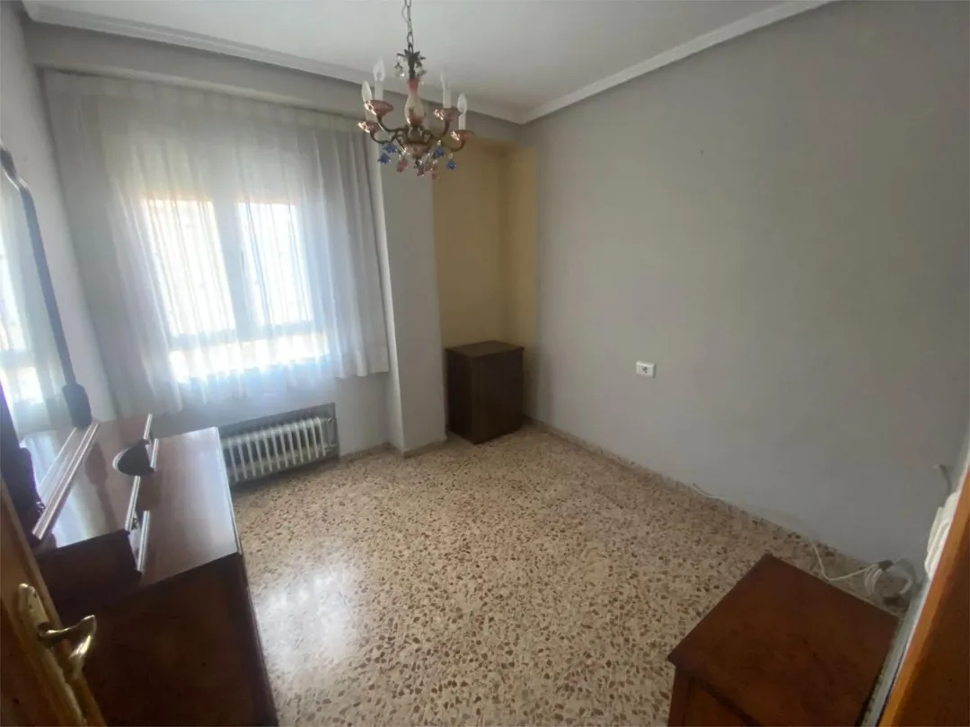 Piso en  Carrer de la Madre Alberta Giménez 2 - Foto 18