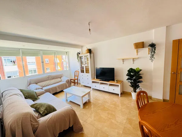 Piso en calle Esparta, 1