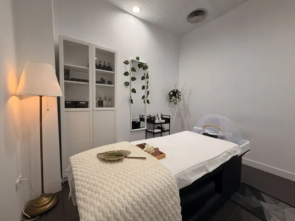 Local en Centro estético, spa en Calle de la Indústria, La Sagrada Família - Foto 6