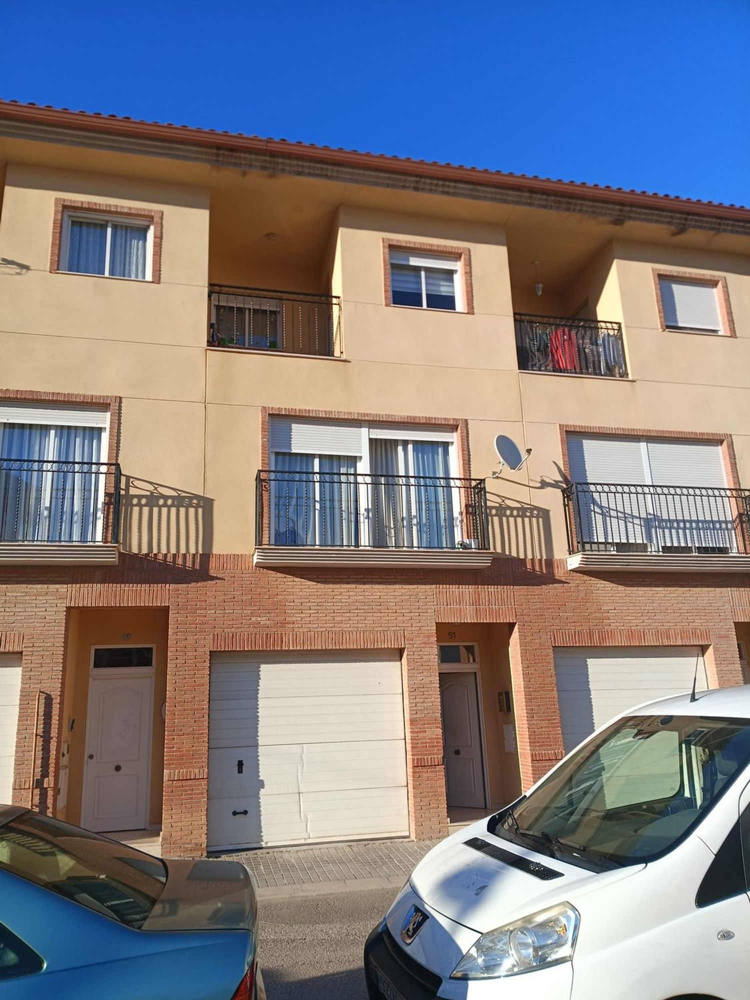Chalet adosado en Calle Gimnasta Elena López Benaches, 51 - Foto 2