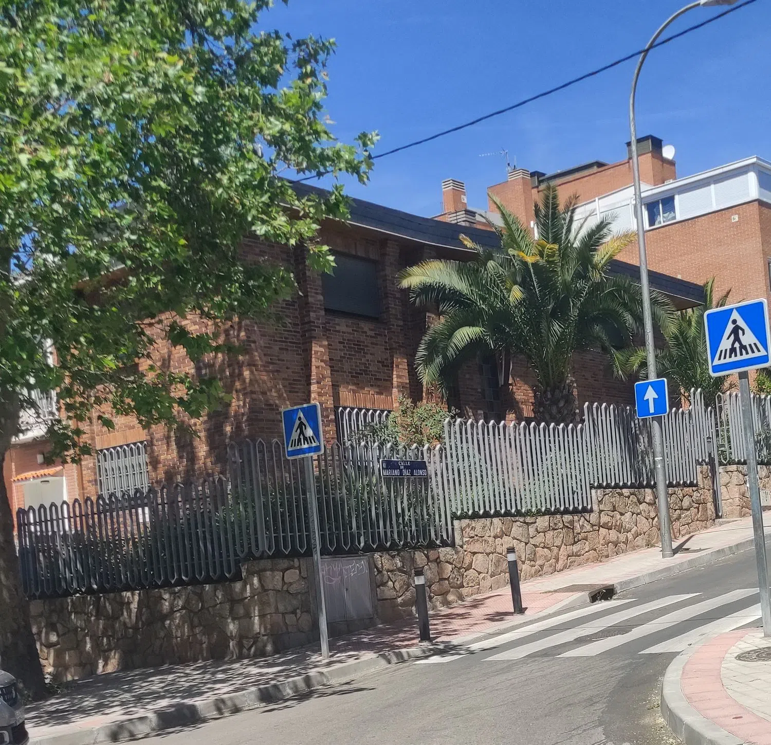 Casa independiente en calle de Mariano Díaz Alonso, 1 - Foto 1