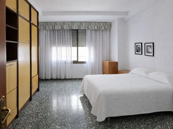 Piso en calle València, 32