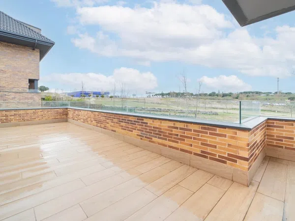 Piso en calle Reyes Católicos, 1 - Foto 16