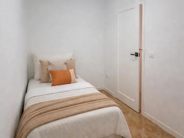 Piso en avenida Benito Perez Galdos, 19 - Foto 4