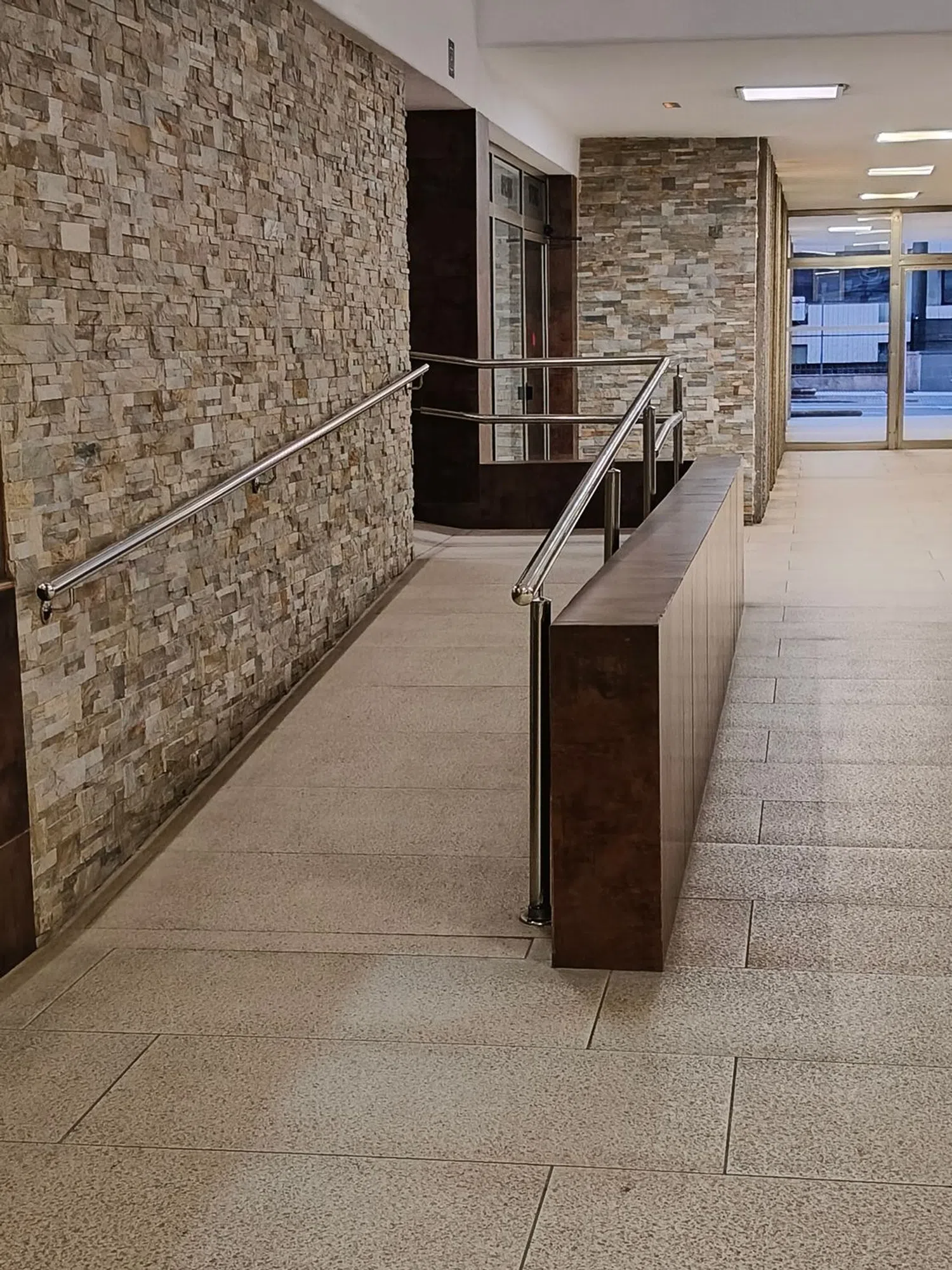 Piso en avenida Juan XXIII, 7 Numeroportalpisopuerta - Foto 3