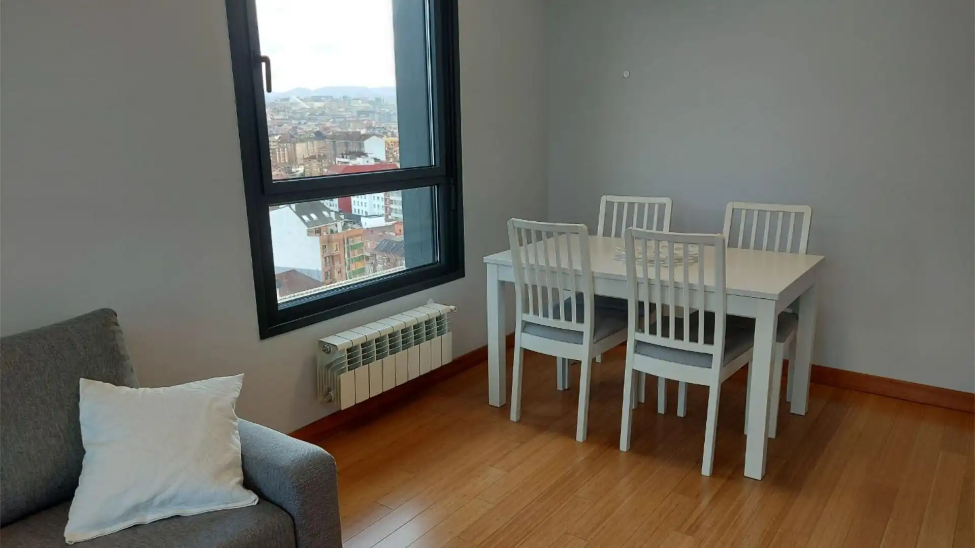 Piso en  Calle Juan Antonio Álvarez Rabanal 3 - Foto 13