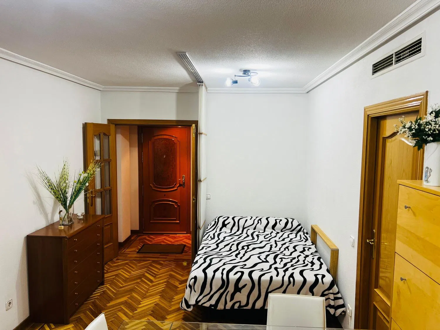 Estudio en calle del Corazón de María, 5 - Foto 2