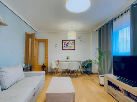 Piso en calle Pico de Mulhacén, 28