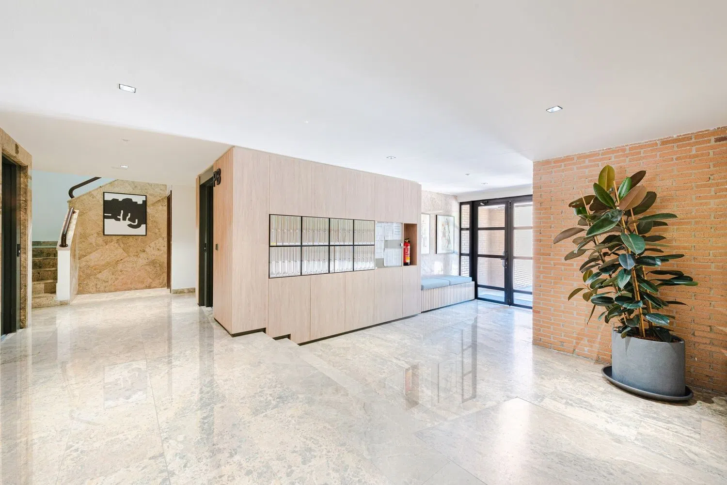 Estudio en calle de Diego Ayllón - Foto 21