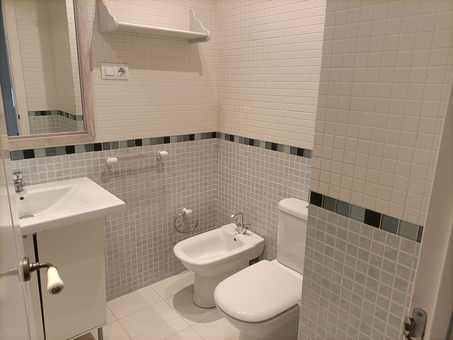 Piso en Cardenal Ilundain, 18, La Palmera - Manuel Siurot - Foto 6