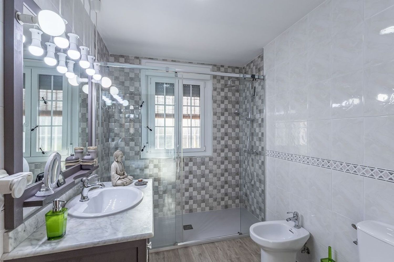 Chalet adosado en Joaquina Eguaras - Foto 18