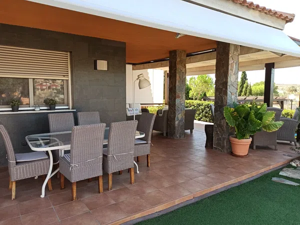 Casa o chalet independiente en Altorreal-El Chorrico, Altorreal-El Chorrico - Foto 1