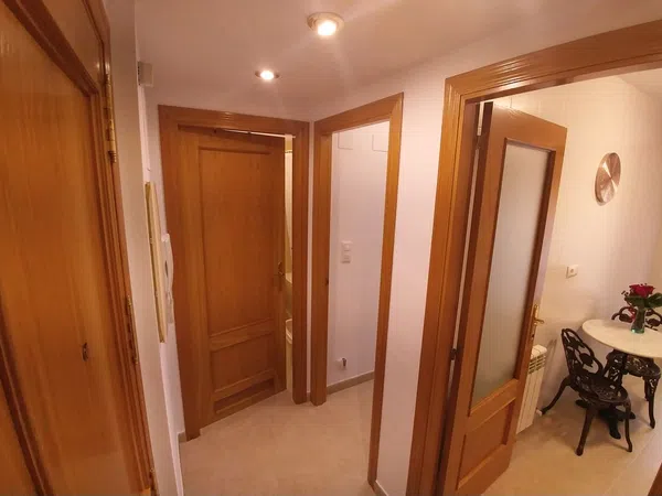 Piso en calle de Escobar, 13