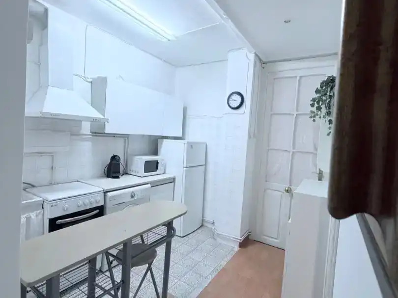 Piso en  Avenida de la Paz 34 - Foto 6