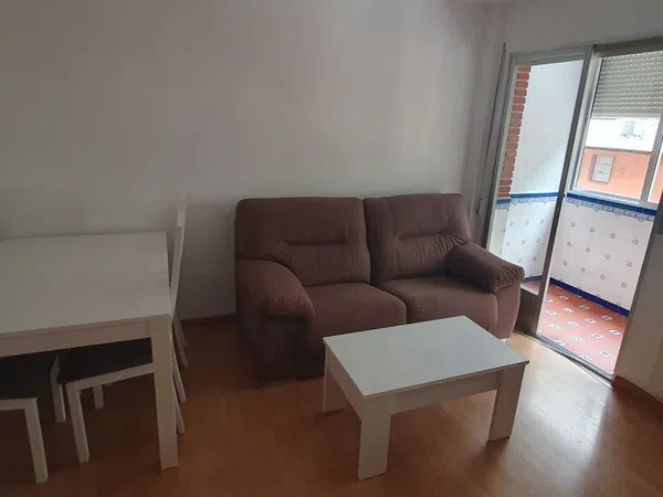 Piso en Calle Almagro, 24 - Foto 1