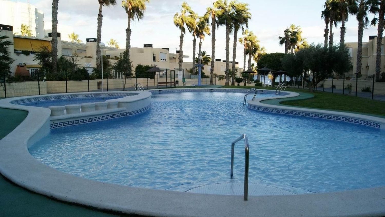 Chalet adosado en Calle Músico José Mira Figueroa, El Palmeral-Urbanova-Tabarca - Foto 34