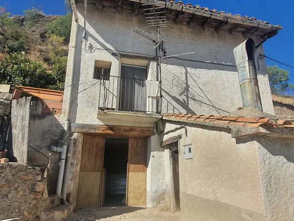 Casa de pueblo en Calle Tapias s/n - Foto 2