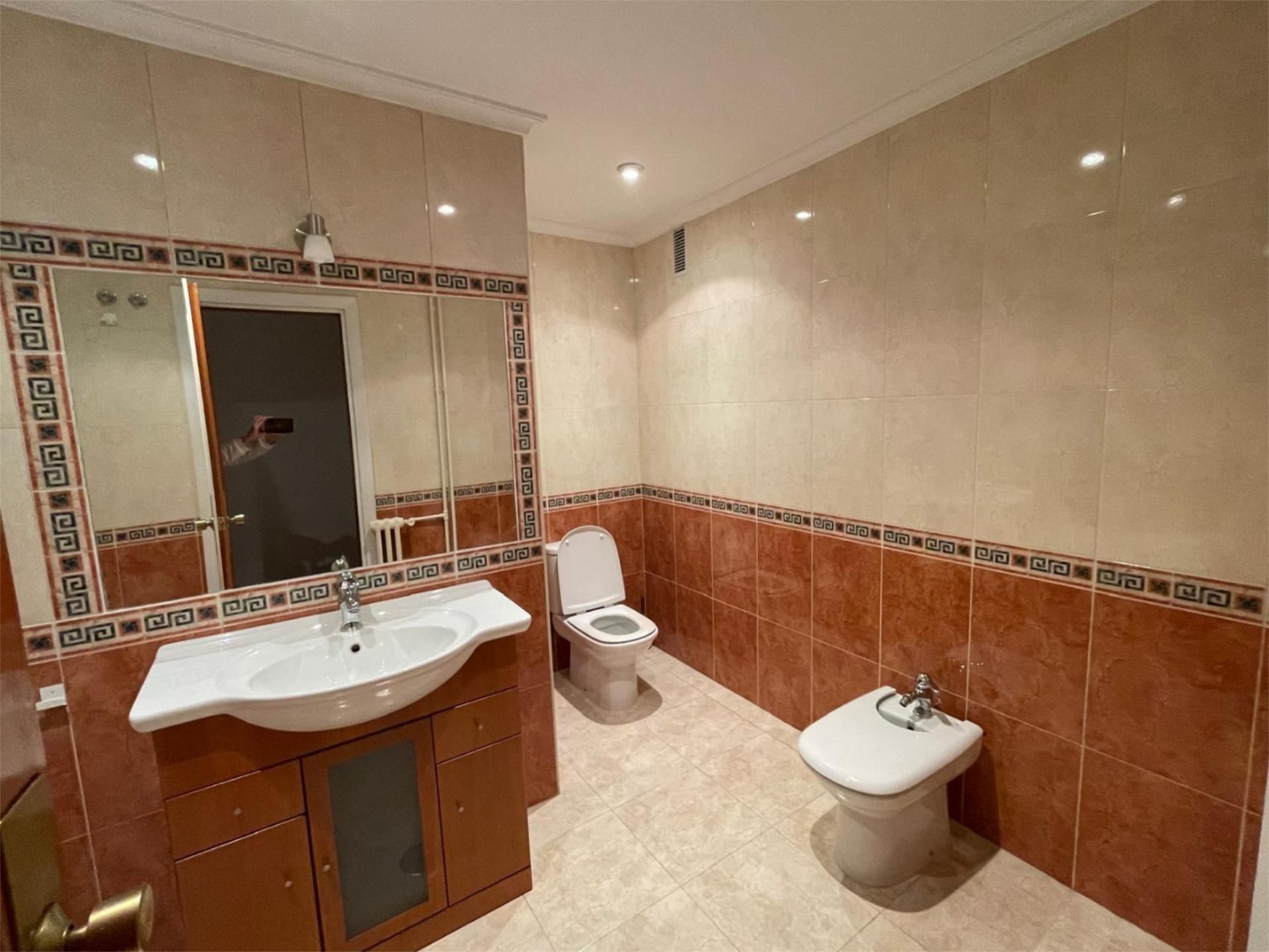 Piso en  Avenida de la Reina Victoria 68 - Foto 4