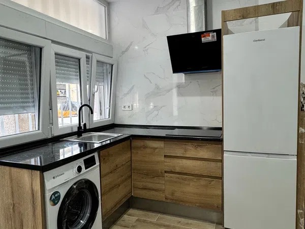 Estudio en calle de los Arrayanes, 6