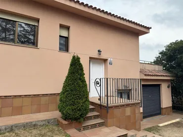 Chalet en  Carrer Collserola 8 - Foto 1