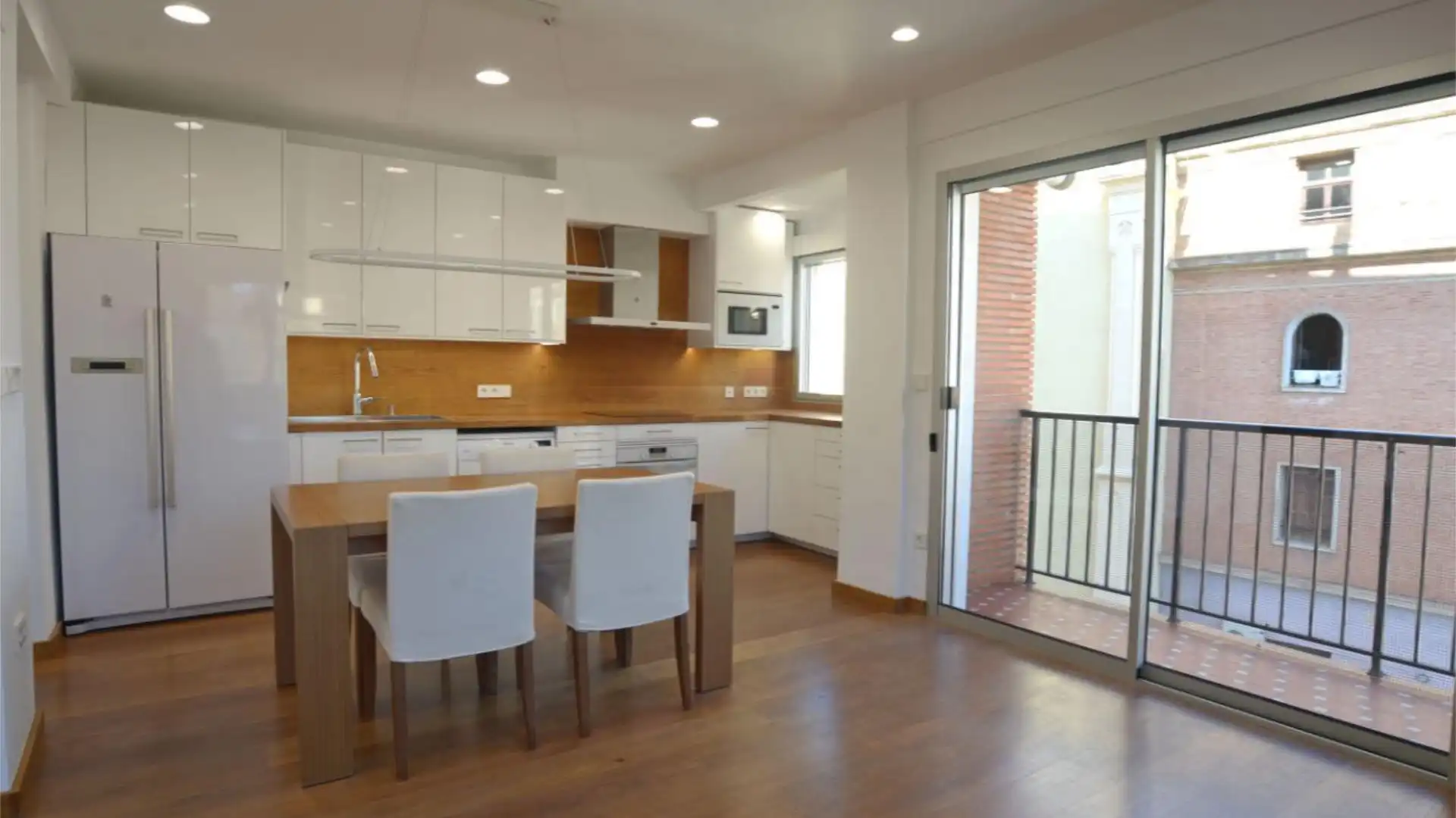 Piso en  Plaça del Músic López Chávarri 5 - Foto 6