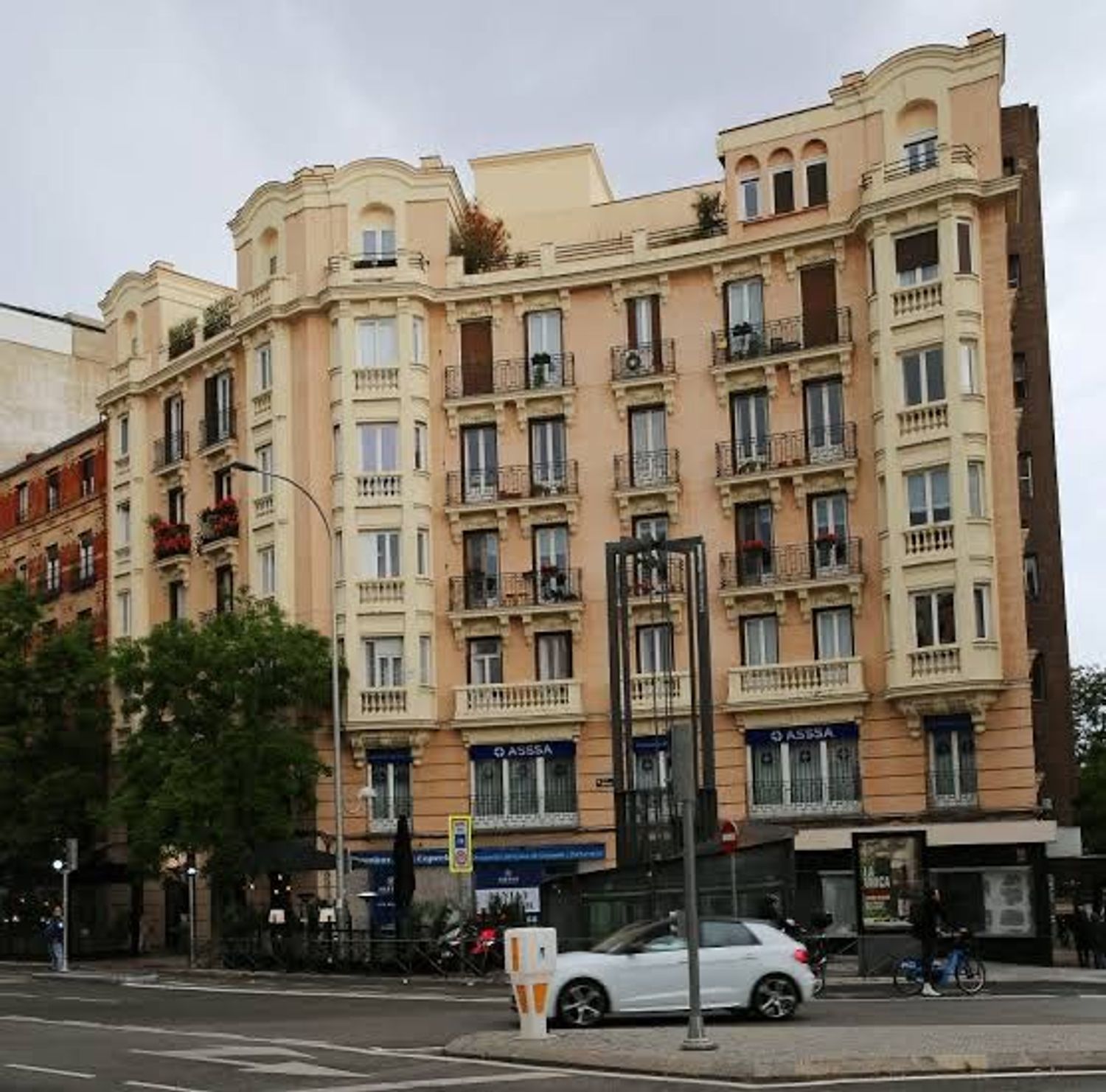 Piso en calle de García de Paredes, 52 - Foto 3