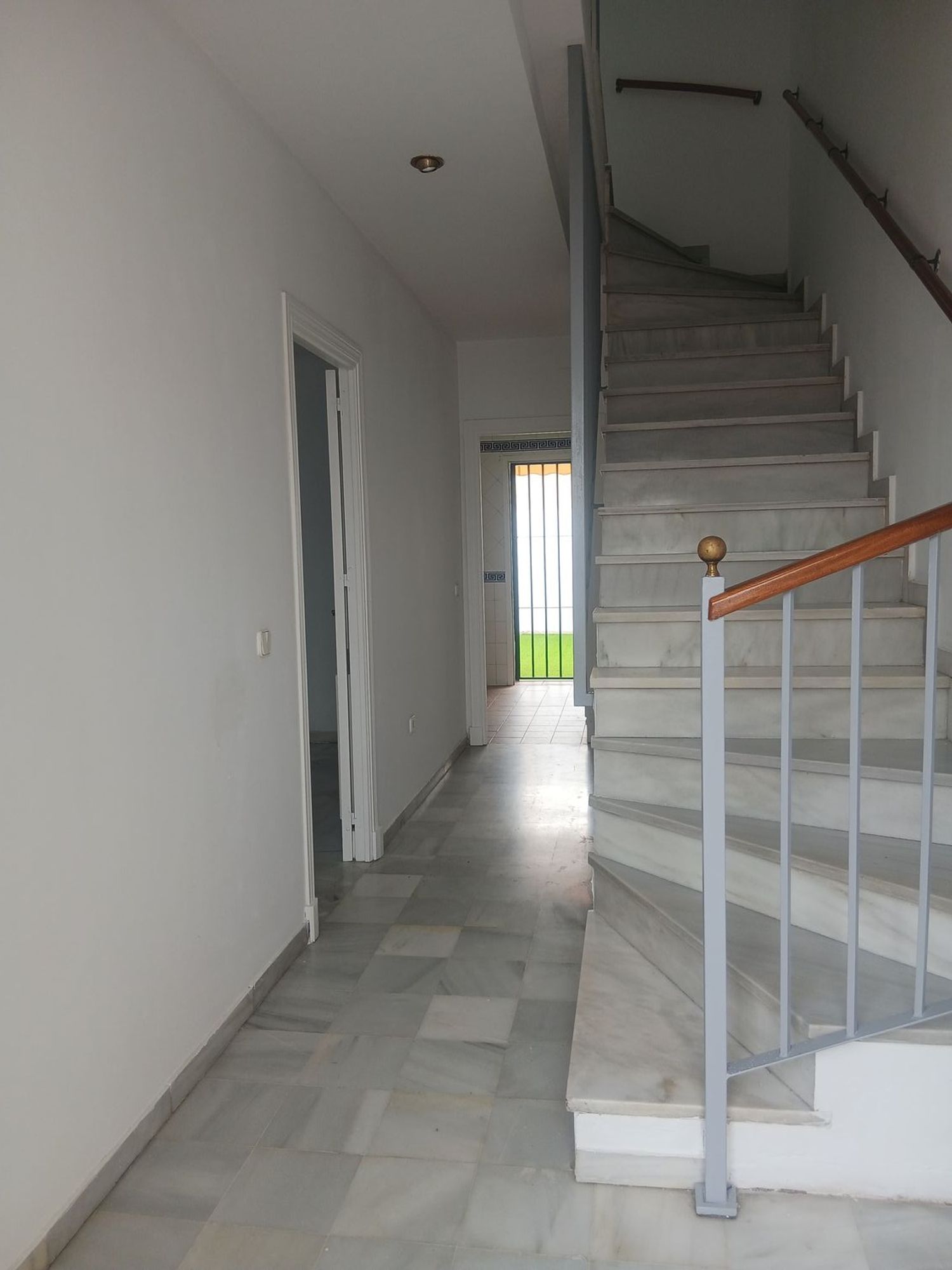 Chalet adosado en Calle el Paular, 22, Parque Atlántico - Ronda este - Foto 2