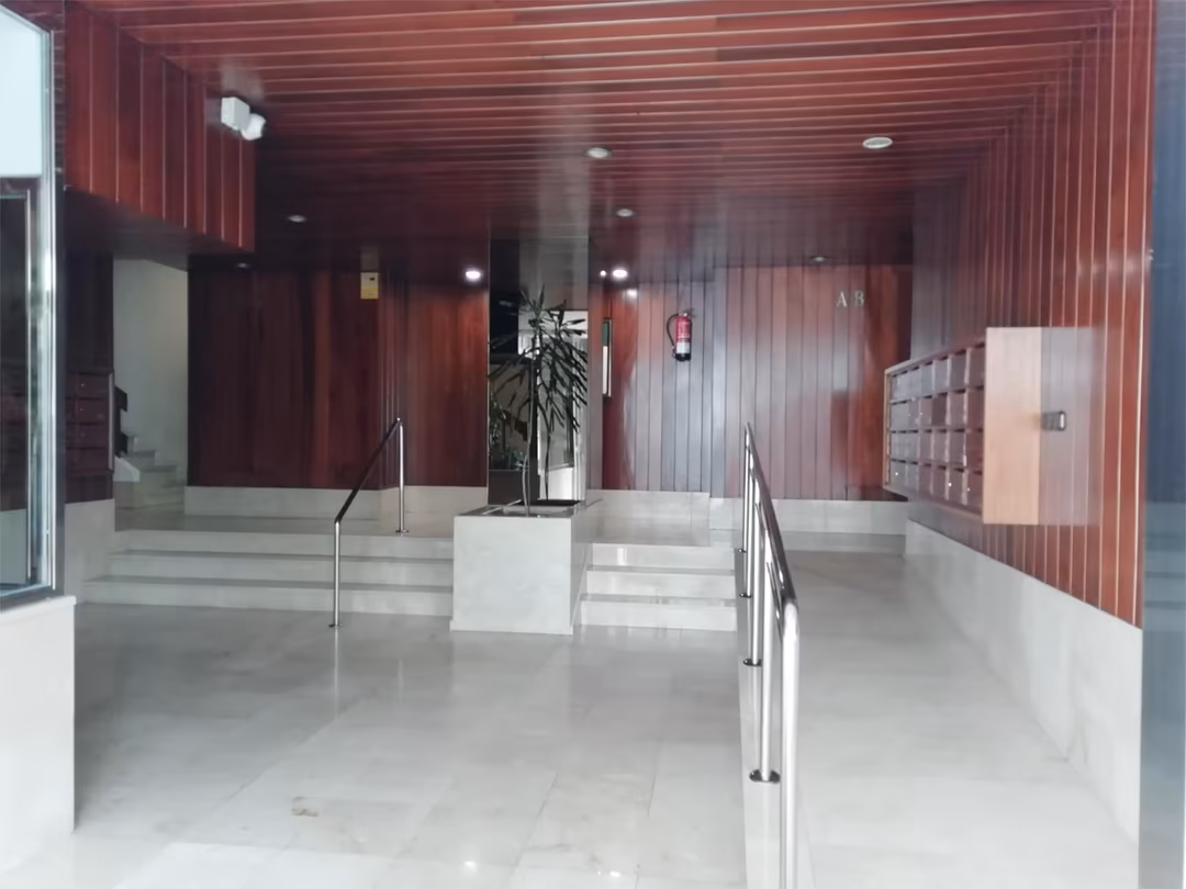 Piso en  Rúa Álvaro Cunqueiro 2