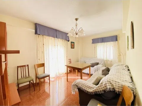 Piso en calle San Basilio, 4