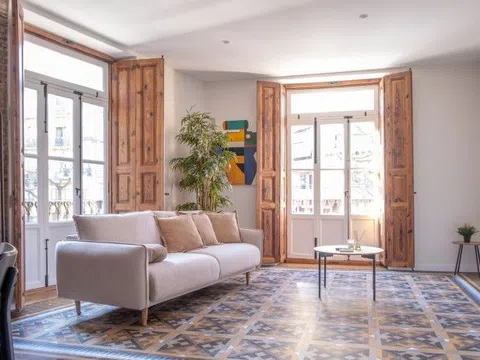 Piso en calle del Pintor Domingo, 42 - Foto 1