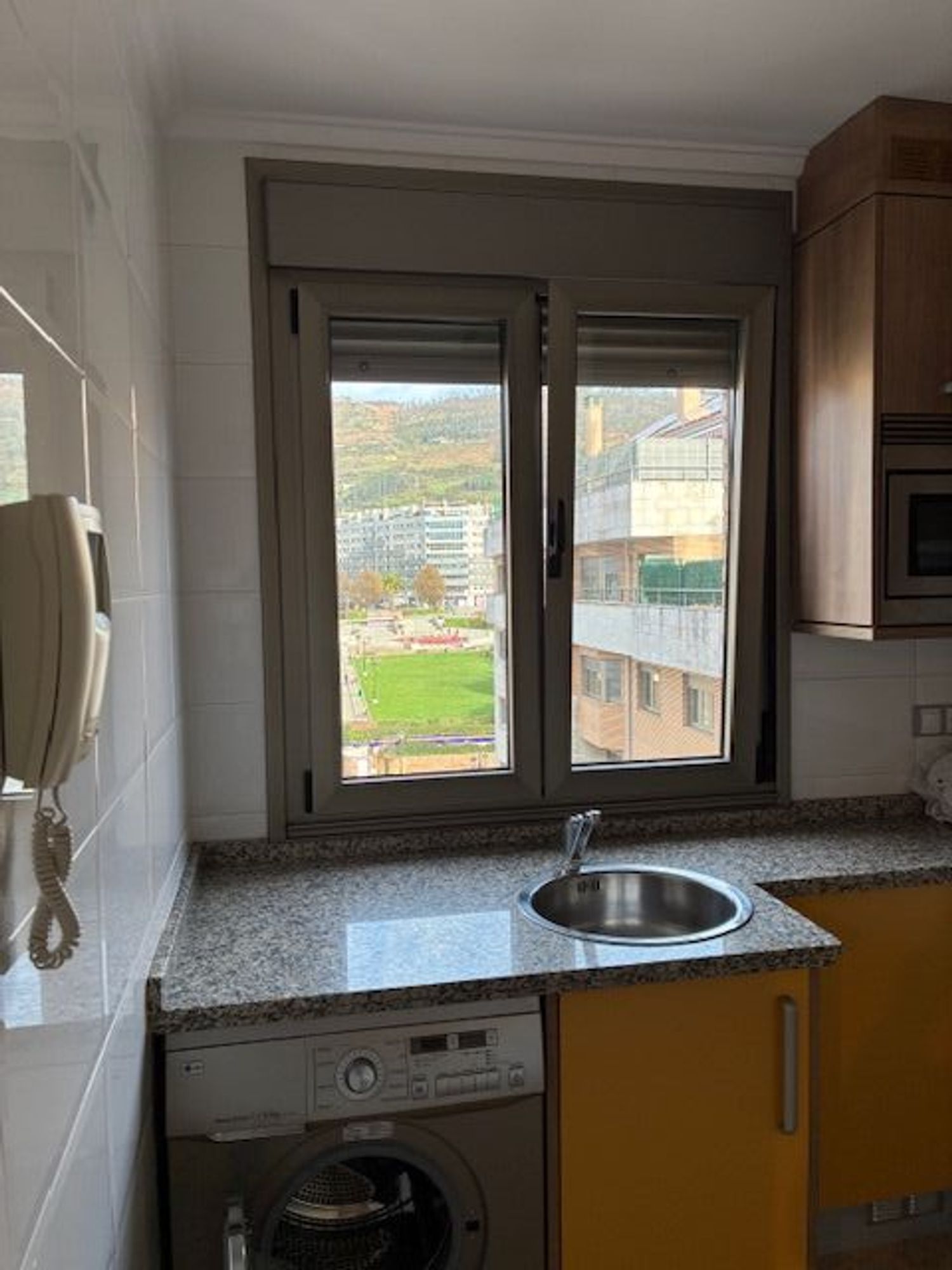 Piso en plaza de Emilio Casares Rodicio, 1 - Foto 9