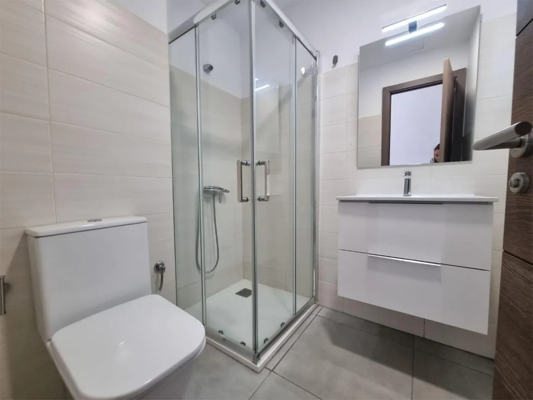 Piso en  Calle Julián Gayarre 4 - Foto 2