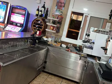 Local comercial en  Carrer de Torras i Bages 6B - Foto 5