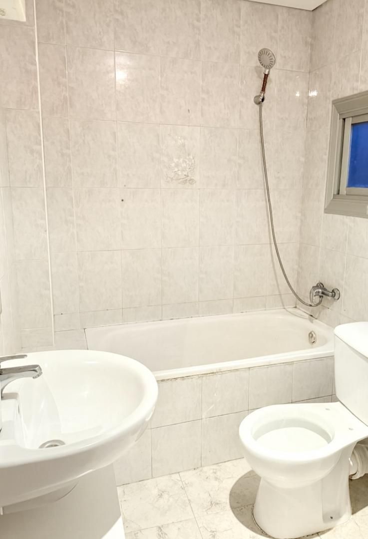 Piso en  Plaça Navacerrada 6 - Foto 2