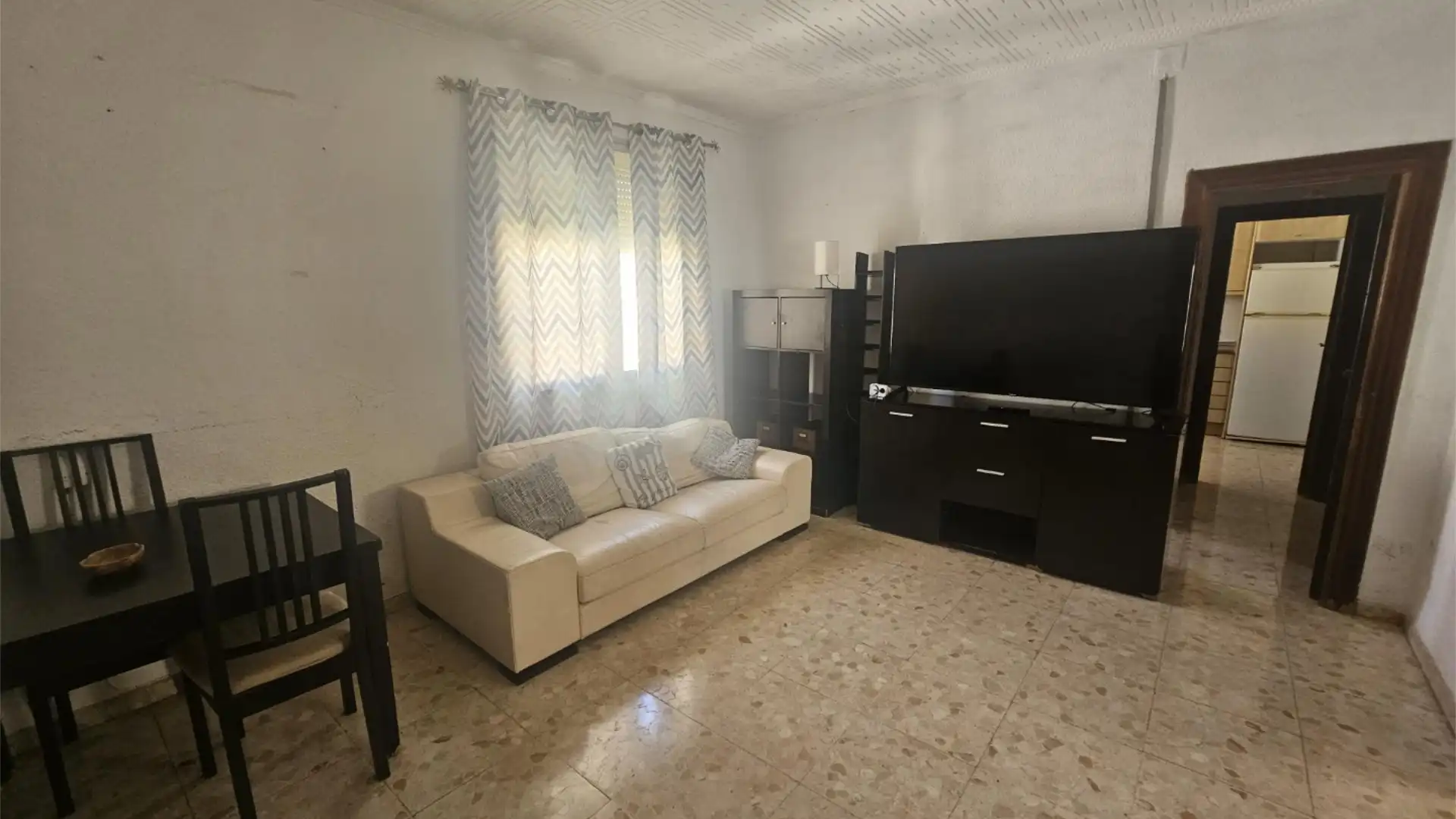 Piso en  Calle Teniente Salvio Ravassa 1 - Foto 8