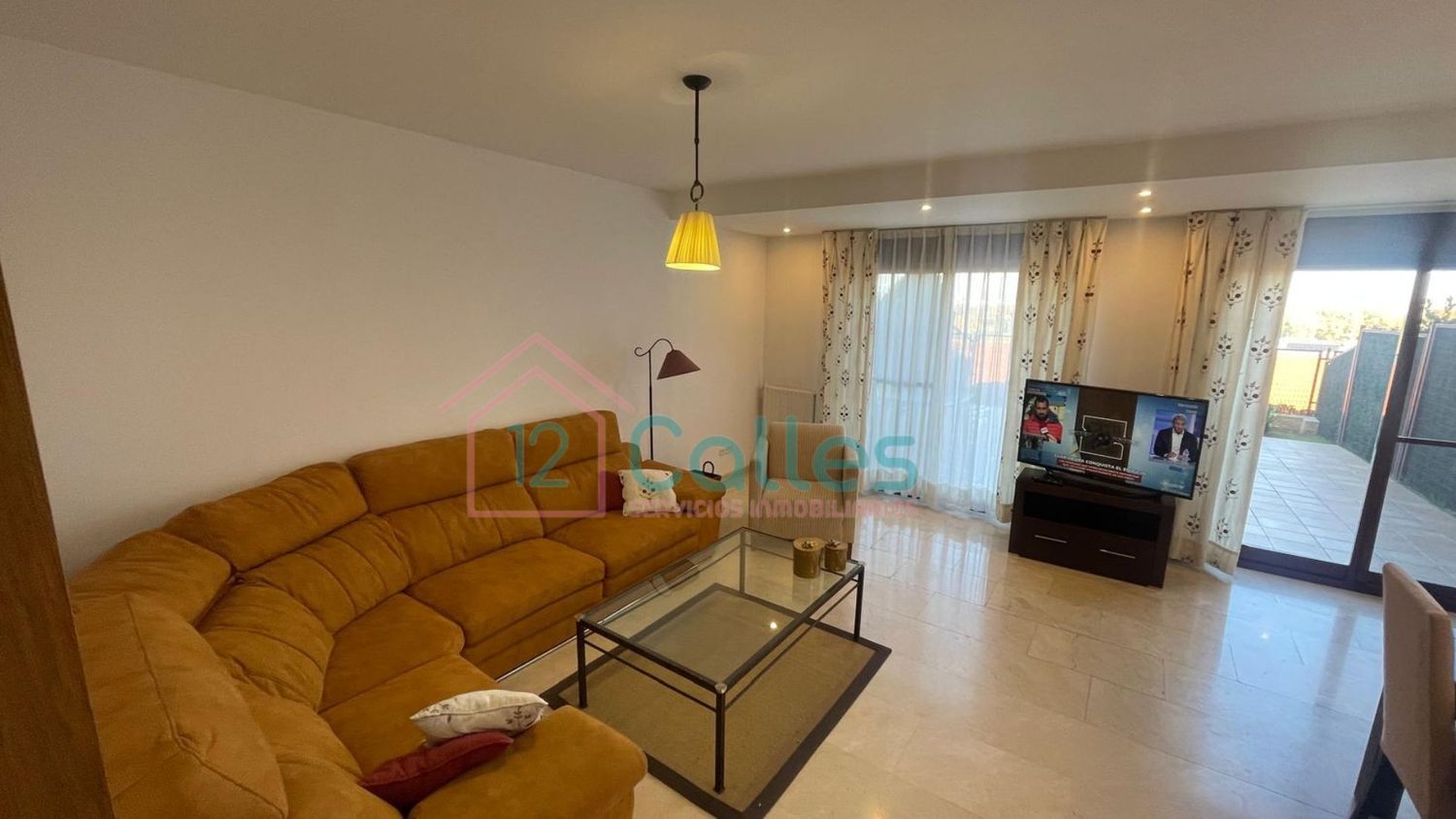 Chalet adosado en Calle Alhambra de Granada s/n, Nuevo Aranjuez-Ciudad de las Artes - Foto 10