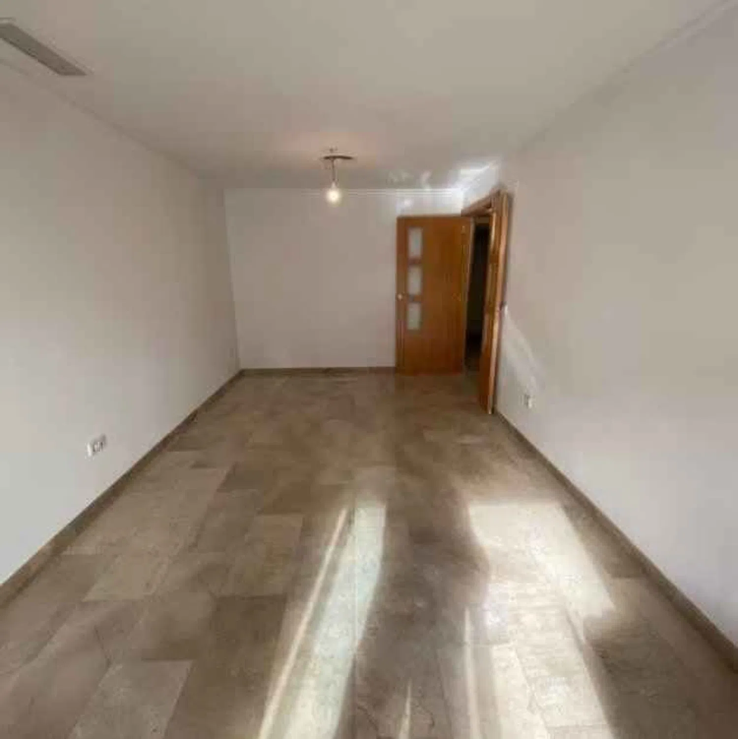 Piso en avenida Juan Carlos I, 74 - Foto 2
