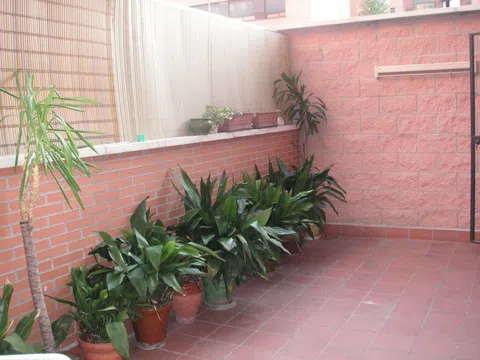 Piso en calle Granito, 34