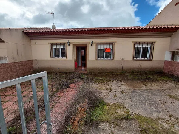 Chalet pareado en Calle San Agustin, 8 - Foto 1