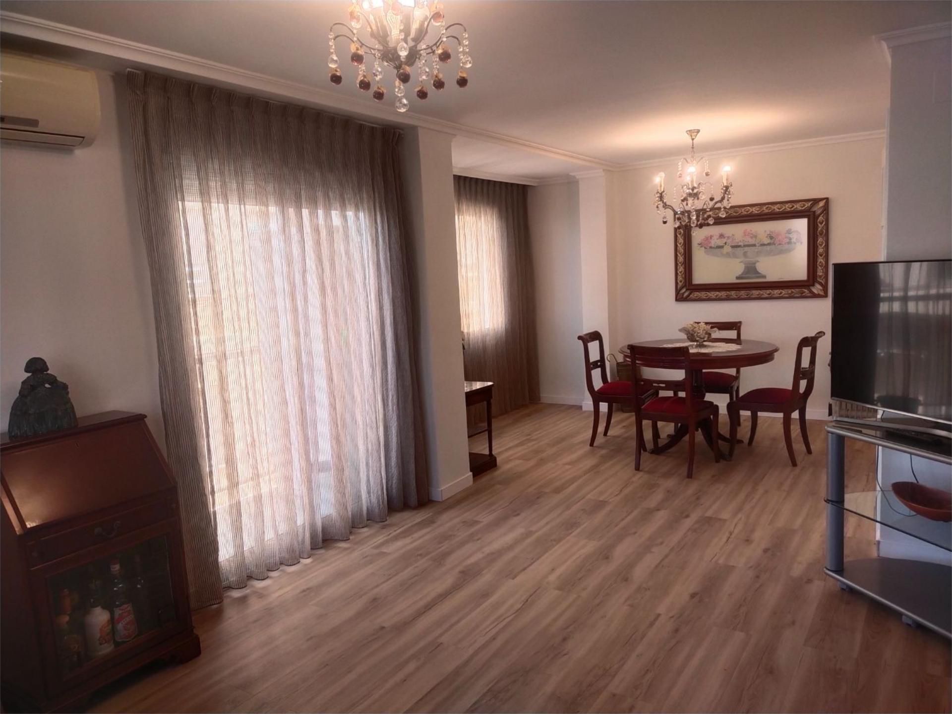 Piso en  Carrer de la Reina 228