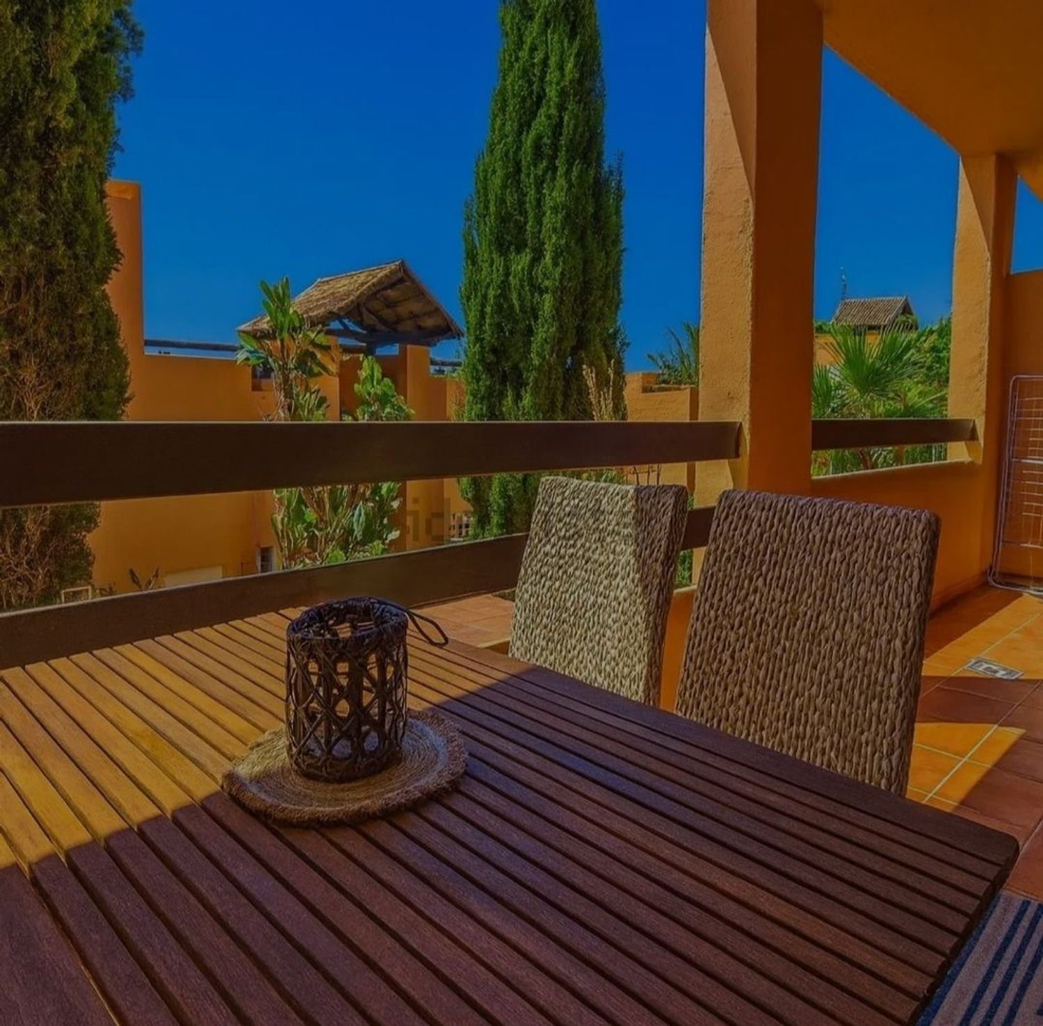 Piso en calle Casares del Sol, 14 - Foto 3