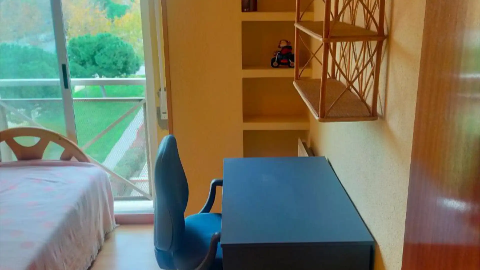 Piso en  Calle de las Trece Rosas 8 - Foto 18