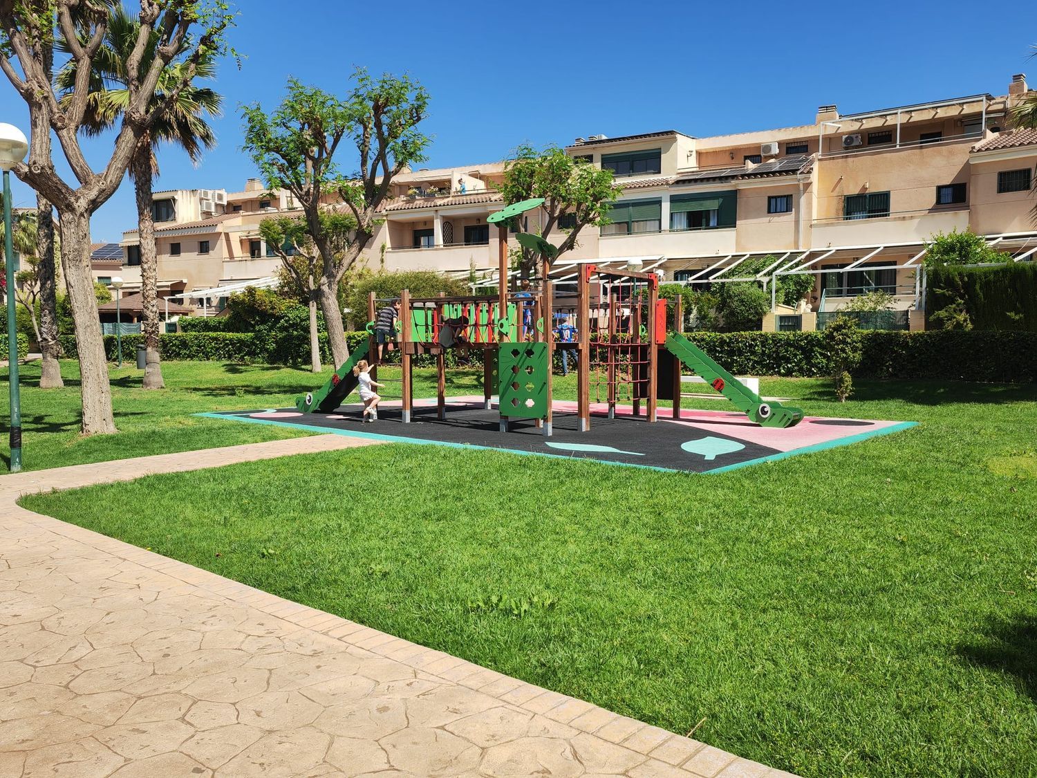 Chalet adosado en Calle Enric Valor, 12, Alicante Golf - Foto 2